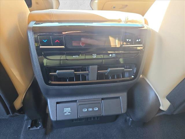 Certified 2025 Acura MDX w/ Technology Package FWD image 18