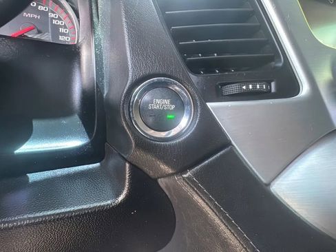 Used 2016 GMC Yukon XL SLT RWD image 15