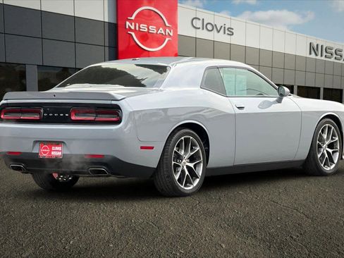 Used 2022 Dodge Challenger GT image 3