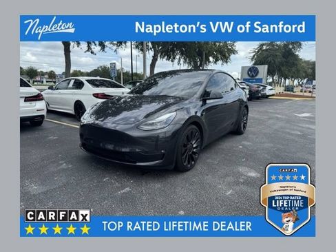 Used 2024 Tesla Model Y Performance AWD/4WD image 1