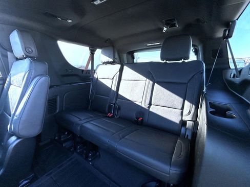 Certified 2023 Chevrolet Suburban Z71 image 22