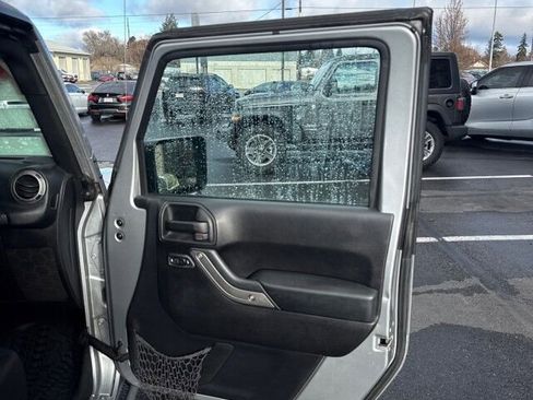 Used 2016 Jeep Wrangler Unlimited Sport w/ Quick Order Package 24S image 17