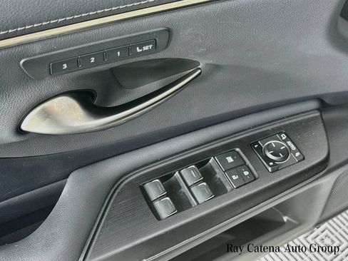 Certified 2021 Lexus ES 350 w/ Premium Package FWD image 18
