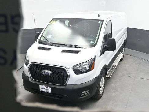 Used 2025 Ford Transit 250 Low Roof w/ Exterior Upgrade Package RWD image 29
