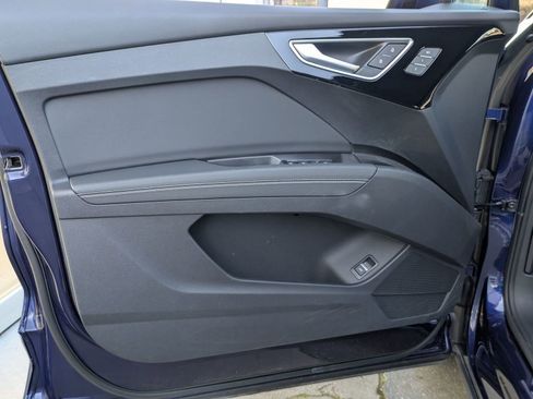 Used 2023 Audi Q4 e-tron Premium w/ Convenience Package image 16