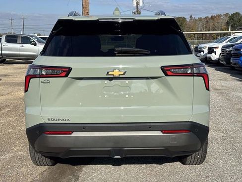 Certified 2025 Chevrolet Equinox LT w/ Convenience Package II image 5