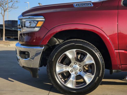 Used 2020 RAM 1500 Laramie AWD/4WD image 11