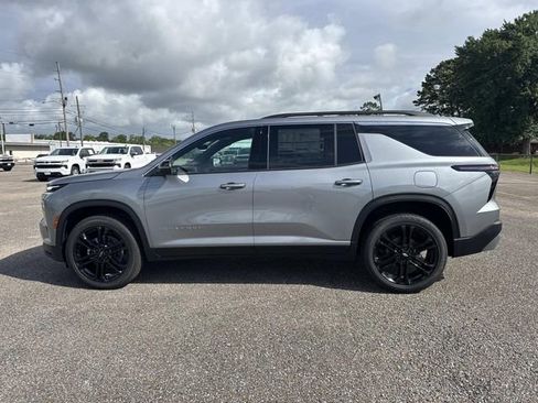 New 2026 Chevrolet Traverse LT w/ Driver Confidence Package FWD image 15