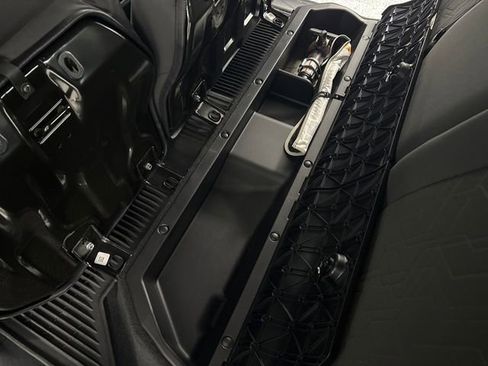 Used 2017 Toyota Tacoma TRD Sport image 25