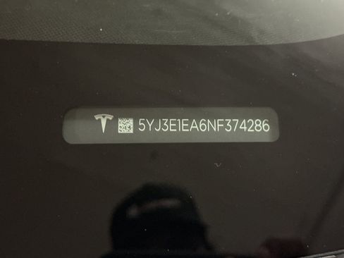 Used 2022 Tesla Model 3 image 3