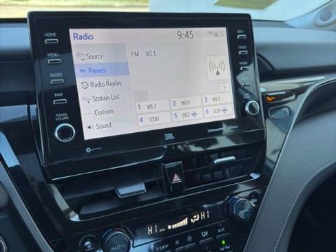 Used 2023 Toyota Camry XLE w/ Navigation Package FWD image 12
