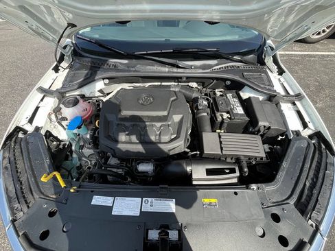 Certified 2020 Volkswagen Passat 2.0T R-Line FWD image 31