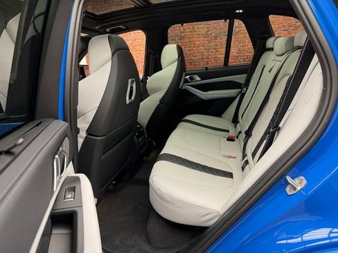 Used 2026 BMW X5 M Competition w/ Executive Package image 24