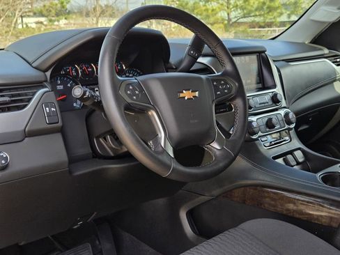 Used 2019 Chevrolet Tahoe LS image 17