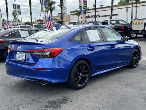 Used 2022 Honda Civic Sport image 4