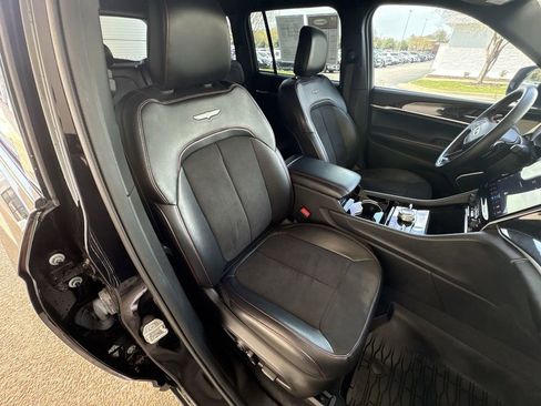 Used 2022 Jeep Grand Cherokee Trailhawk AWD/4WD image 28