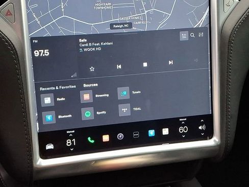 Used 2017 Tesla Model S 90D image 23