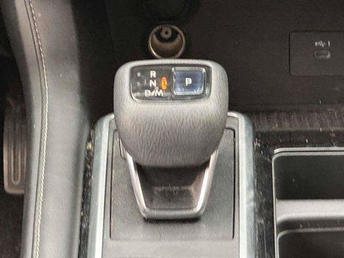 Used 2022 Nissan Pathfinder S AWD/4WD image 20