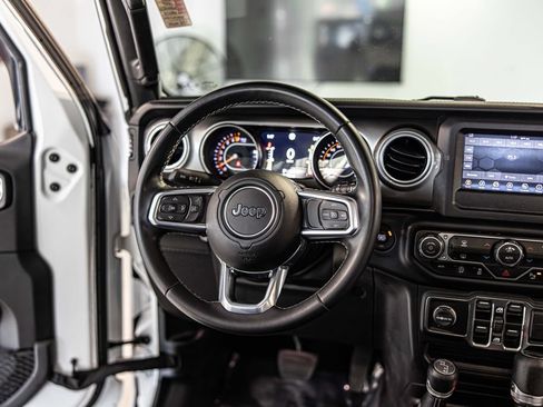 Used 2021 Jeep Wrangler Unlimited Sahara w/ Safety Group AWD/4WD image 32