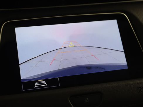 Used 2020 Cadillac XT4 Premium Luxury w/ Cold Weather Package FWD image 10
