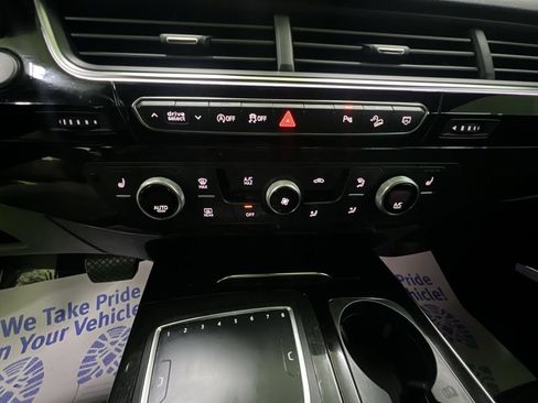 Used 2019 Audi Q7 3.0T Premium Plus AWD/4WD image 24