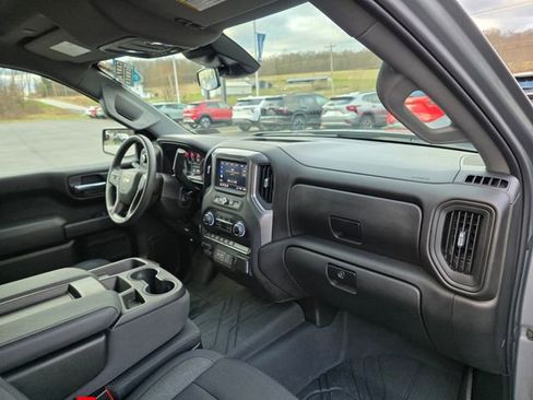 Used 2024 Chevrolet Silverado 1500 Custom w/ Turbomax Blackout Package image 24