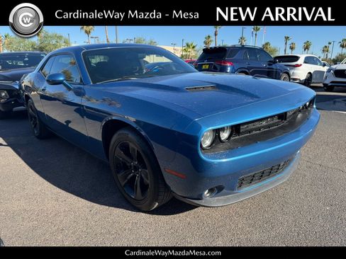 Used 2020 Dodge Challenger SXT w/ Blacktop Package RWD image 1