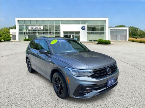 Used 2023 Volkswagen Tiguan SE R-Line AWD/4WD image 7