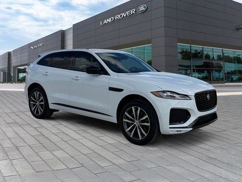 Used 2026 Jaguar F-PACE R-Dynamic S AWD/4WD image 7