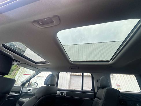 New 2025 Hyundai Santa Fe Limited image 16