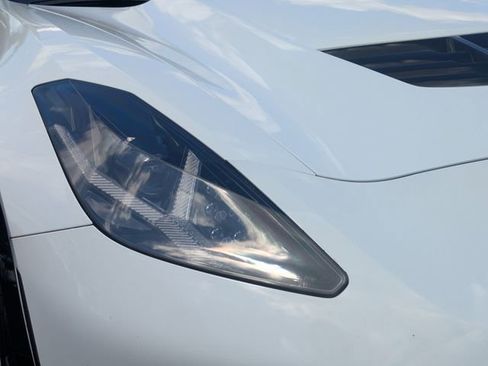 Used 2018 Chevrolet Corvette Z06 image 9