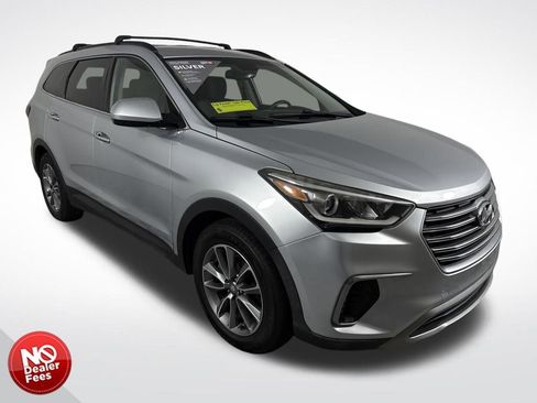 Used 2019 Hyundai Santa Fe XL SE AWD/4WD image 1
