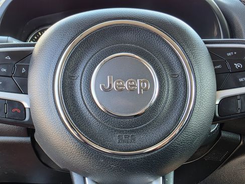 Used 2020 Jeep Renegade Latitude image 28