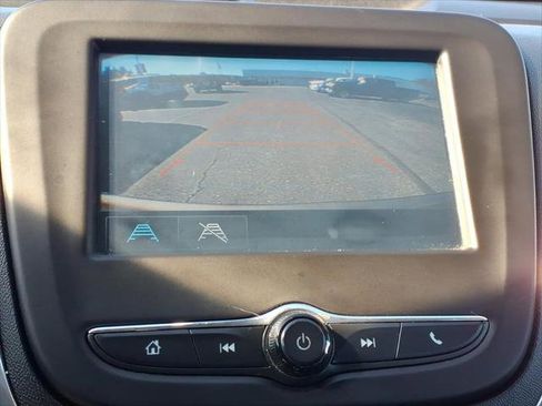 Used 2018 Chevrolet Equinox LS AWD/4WD image 22