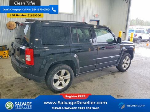 Used 2014 Jeep Patriot Latitude AWD/4WD image 4