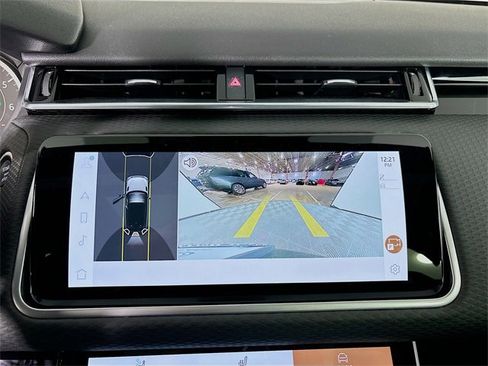 Certified 2023 Land Rover Range Rover Velar R-Dynamic S image 17