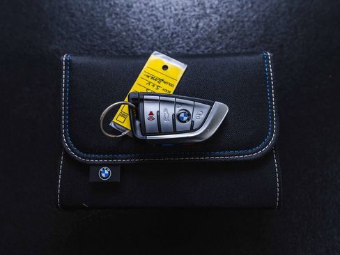 Used 2022 BMW X5 sDrive40i w/ M Sport Package image 36