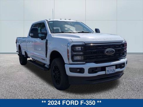 Used 2024 Ford F350 Lariat w/ Black Appearance Package AWD/4WD image 7