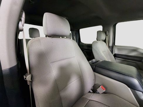 Used 2016 Ford F150 XLT w/ Equipment Group 302A Luxury AWD/4WD image 24