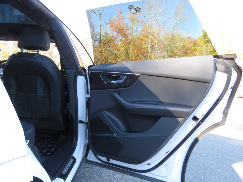Used 2021 Audi Q8 Premium Plus AWD/4WD image 15