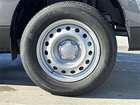 New 2025 Ford Maverick XL image 38