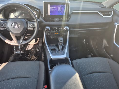 Used 2023 Toyota RAV4 XLE FWD image 12
