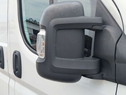Used 2025 RAM ProMaster 2500 w/ Convenience Group FWD image 11