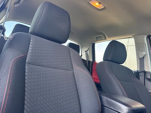 Used 2022 Toyota Tacoma SR5 RWD image 19