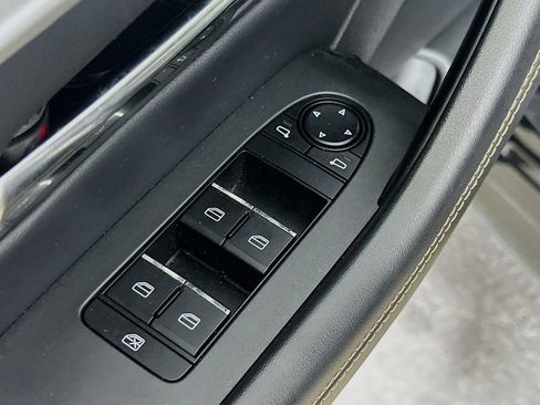 Used 2025 MAZDA CX-70 3.3 Turbo w/ Preferred Package image 20