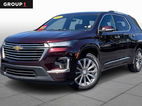 Used 2023 Chevrolet Traverse Premier image 1