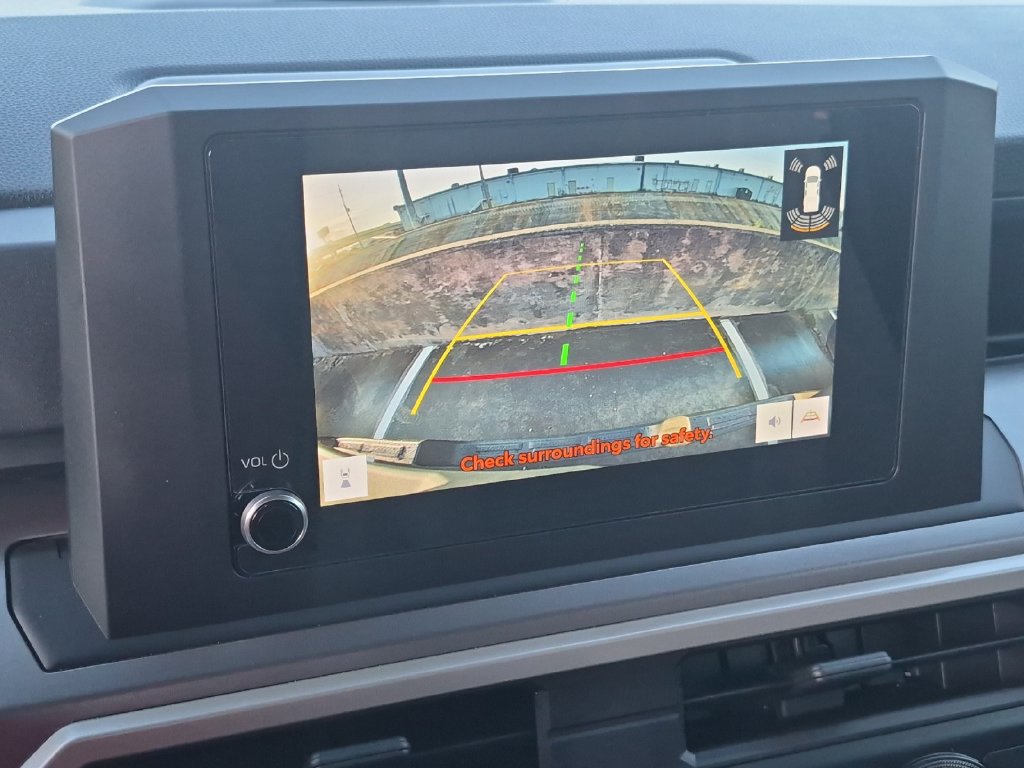Certified 2024 Toyota Tacoma SR5 AWD/4WD image 17