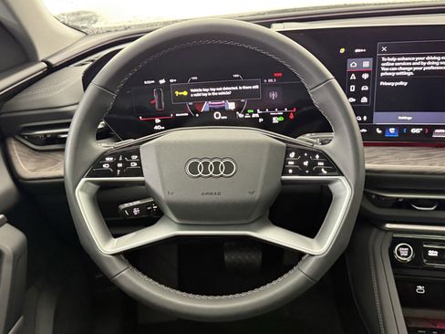 New 2025 Audi Q5 Premium Plus image 17