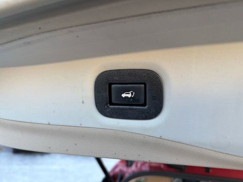 Used 2015 Nissan Rogue SL image 34