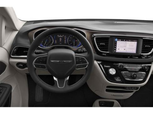 Certified 2023 Chrysler Voyager LX FWD image 6